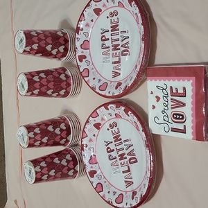 Valentine's Day Disposable Tableware